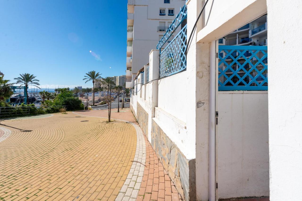Port إِستيبونا المظهر الخارجي الصورة